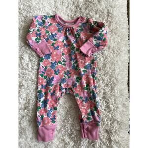 Jaime King Saplings baby girls sz. 0-3 mo. one pc. pink floral romper. Cute, gre
